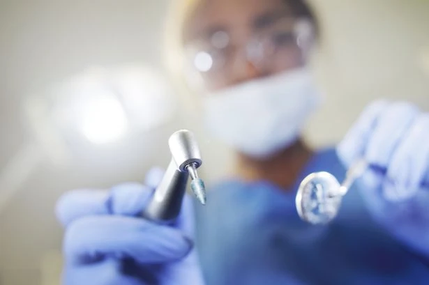 UK troops drilled over dental hygeine and face jail if they don't look after gnashers