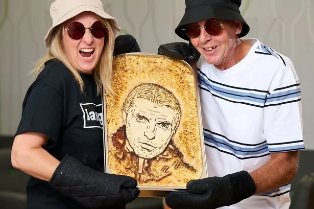 Giant Lasagne in homage to Liam Gallagher revealed in supermarket for Oasis reunion tour
