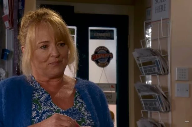 Coronation Street leaves stars 'in tears' as fans say they 'deserved better' and hail legend