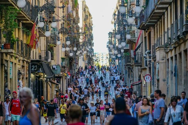 Brits going on holiday to Spanish city urged to be wary of new rule or face fine