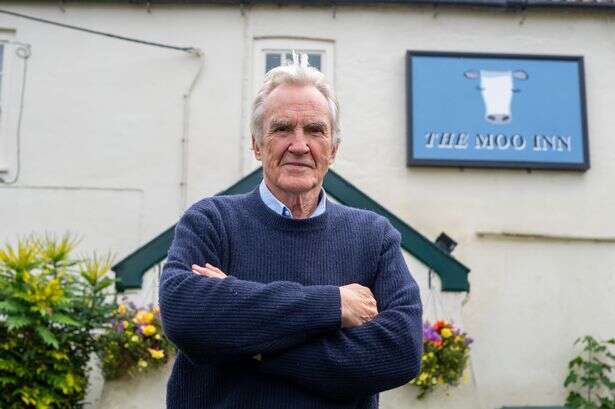 Eastenders star Larry Lamb returns to familiar role as he 'pulls pints' at rural UK pub