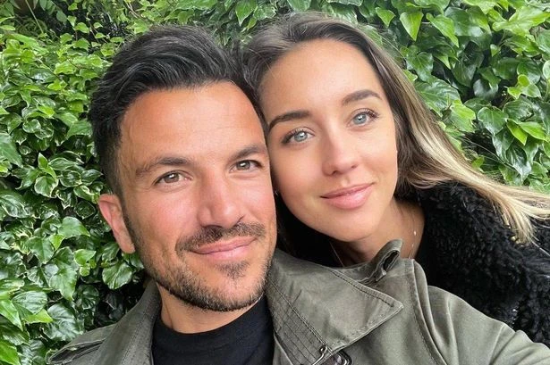 Peter Andre shares telling family snap as Katie Price hits back amid family feud