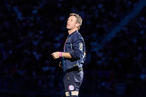 Coldplay's Chris Martin issues warning in first gig since kiss cam blunder