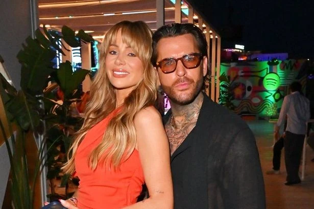 Olivia Attwood sets steamy Pete Wicks screensaver during romance speculation