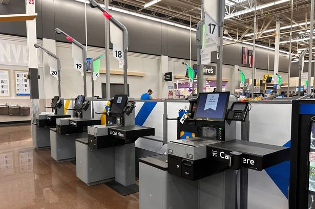 Shops makes 'chastity belt' change to self-checkout machines amid theft 'tsunami' in supermarkets