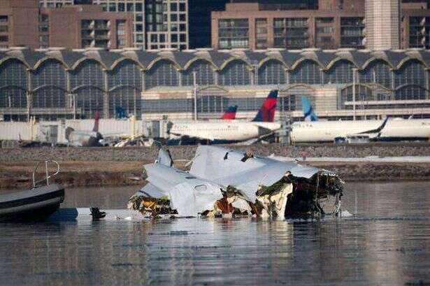 Black box from American Airlines flight 5342 recovered after collision with helicopter in Washington