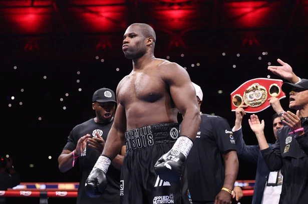 Reason why Daniel Dubois was late for Usyk fight after dad's party and walking to Wembley