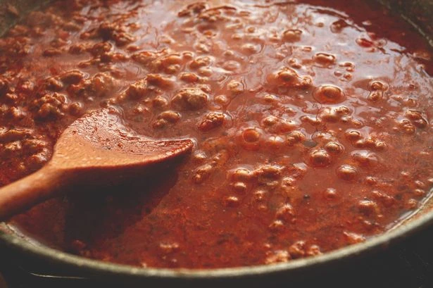 'World's best pasta sauce' by legendary chef has just 3 ingredients - perfect for busy cooks