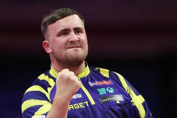 Luke Littler was 'disrespected' by darts star's decision claims Sky commentator