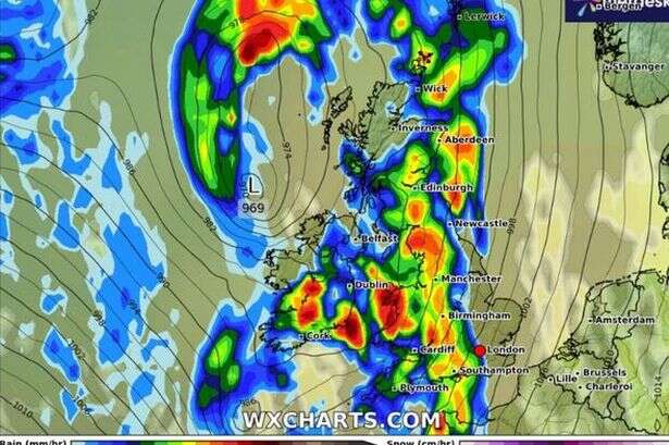 Exact date UK will be battered by 742-mile long storm as Met Office warns of flooding