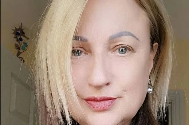 Mum's chilling final message to family before travelling to Switzerland to end her life