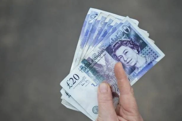DWP say OAPs who lost Winter Fuel cash can pocket a tidy £200 cost of living cash sum