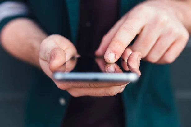 DWP to send 'emergency alert' to anyone with a mobile phone on this crucial date