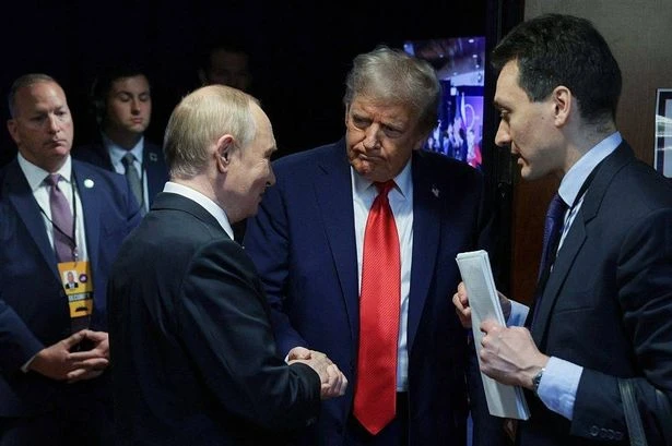 'Time traveller' from 1959 spotted in new Trump-Putin photo