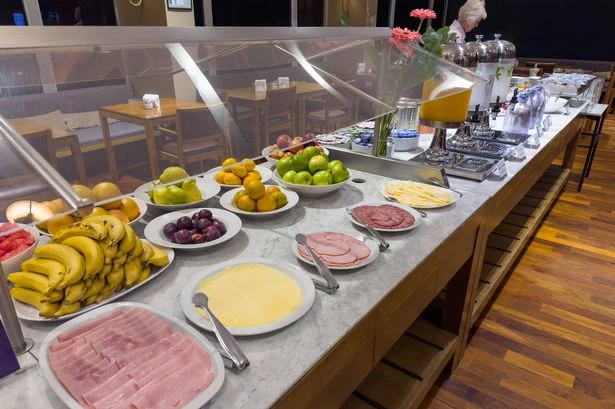 Woman banned from hotel breakfast over 'inappropriate' outfit - but fans are divided