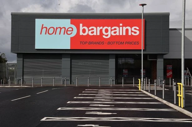 Shoppers rush to Home Bargains for 'pretty' bow-themed homeware from just £1.49