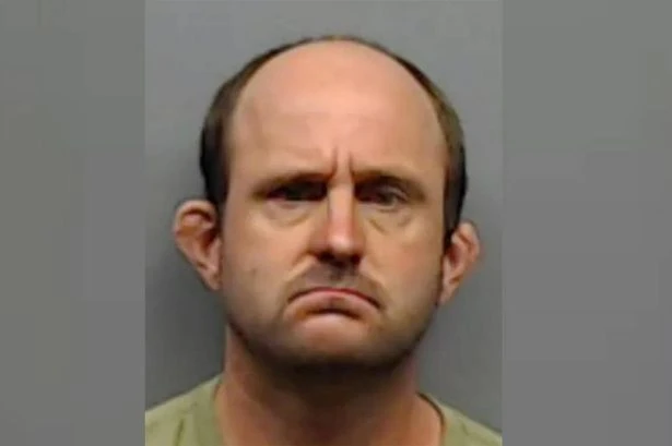 Man roaming streets wearing a nappy said 'four horrifying words to young girl'