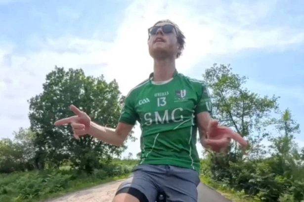 Fella cycles 1,000 miles from Brit tourist hotspot to go to first Glastonbury Festival