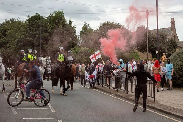 Brits could 'riot in the streets again' as urgent internet warning issued