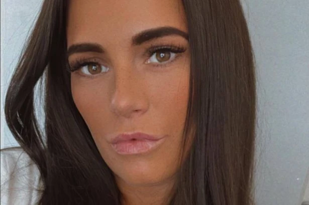 Family 'heartbroken' after 'amazing' mum tragically dies on railway line