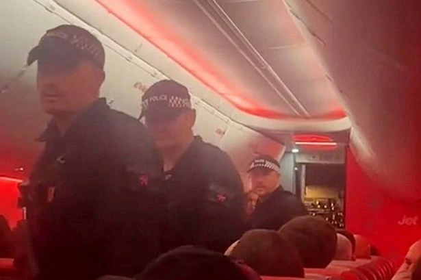 Dad dies after 'being restrained by Jet2 passengers' on flight to Manchester Airport