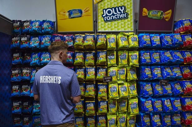 'Do not eat' urgent warning issued over sweets sold in UK shops – see full list