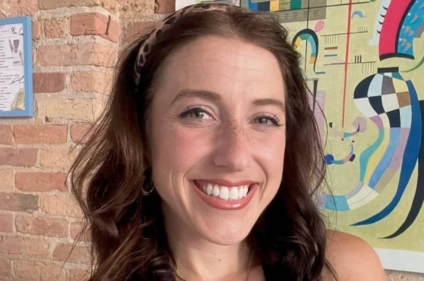 Woman makes $750 profit at airport after being asked to give up seat on overbooked flight