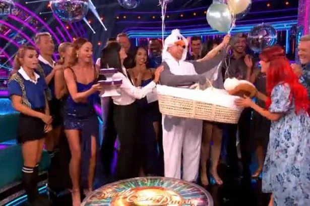 Strictly Come Dancing stars support pregnant Dianne Buswell with on-air announcement