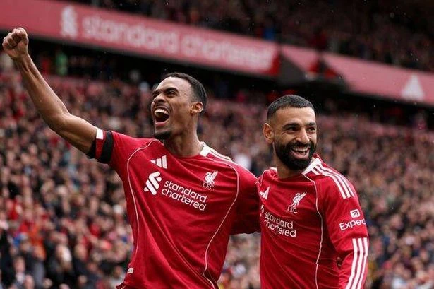 Liverpool player ratings as 9/10 stars against Everton despite glaring issue