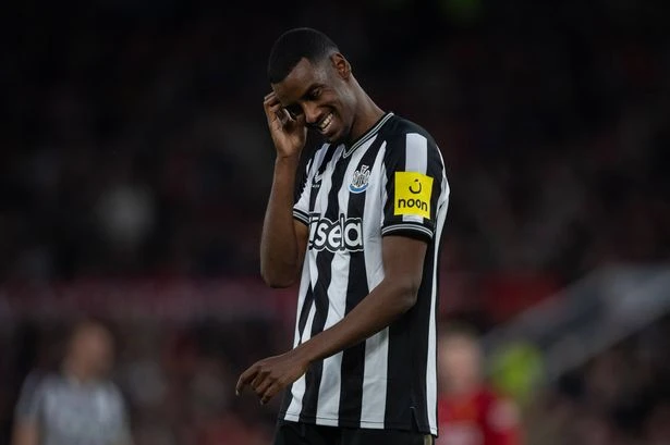 Alexander Isak's contract clause emerges that could complicate Liverpool transfer even more