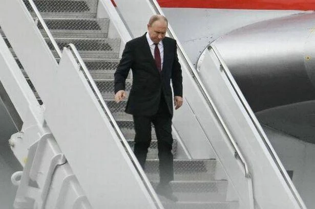 Putin health fears as Russia's leader limps off plane on way to Trump meeting