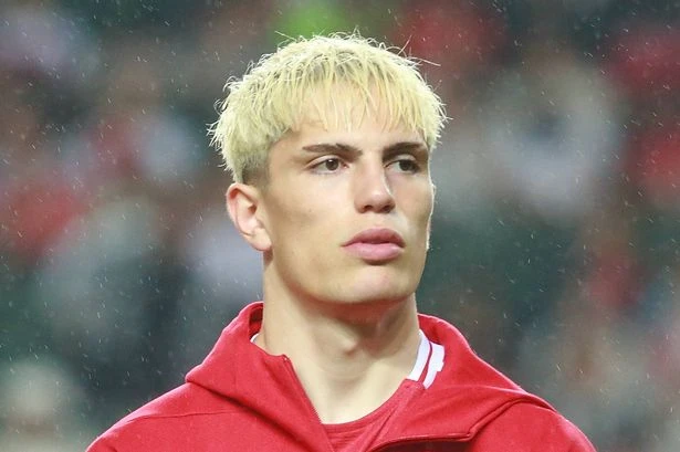 Alejandro Garnacho dealt Man Utd transfer exit blow as £24m deal agreed