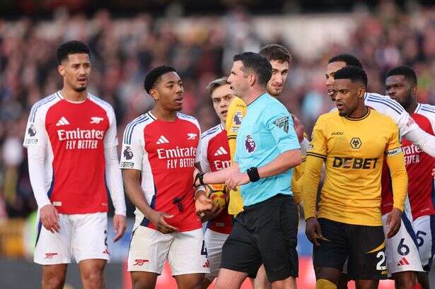 Howard Webb told to drop Michael Oliver over Arsenal red card and 'major error'