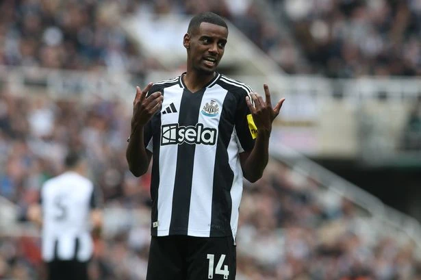 Liverpool's stance on £85m striker revealed as British-record double transfer hinted