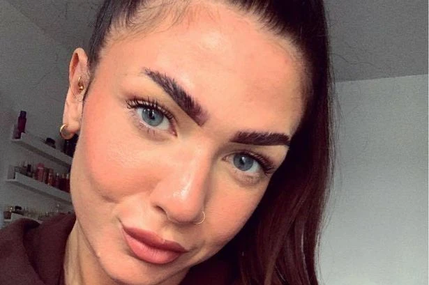Craziest female prison officer and lag flings from jail baby to sperm syringe