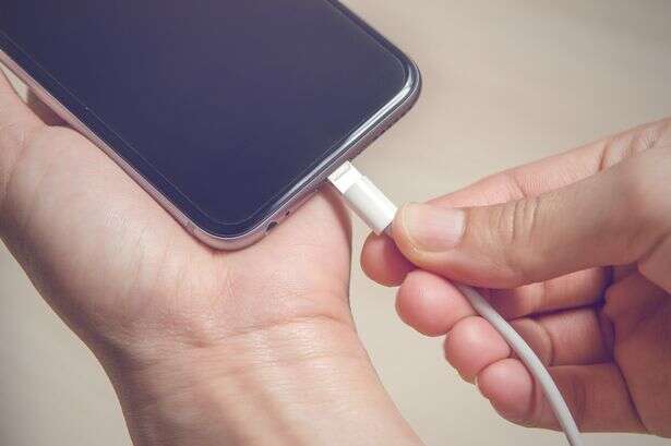 Experts issue warning against cheap charging cables that pose risks of device damage and safety hazards