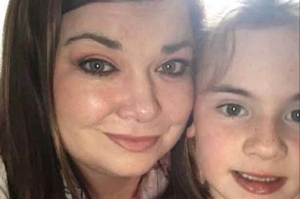 Mum 'panics' as she's forced to leave daughter behind after holiday passport mix-up
