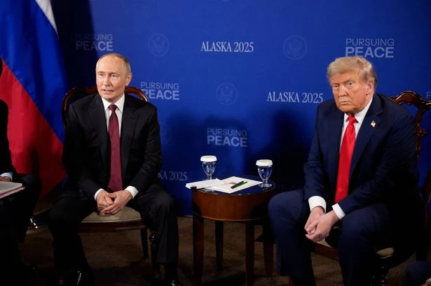 Trump hints at 'big issue' disagreement with Putin - and says people will 'figure it out'