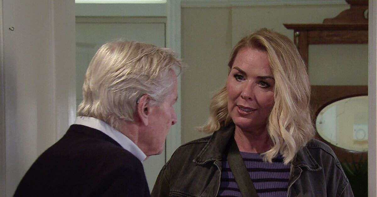 ITV Coronation Street fans rumble Cassie Plummer's downfall amid Ken Barlow twist