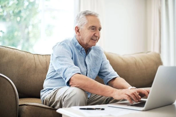 DWP State pension age to rise for people born between these years in new shake-up
