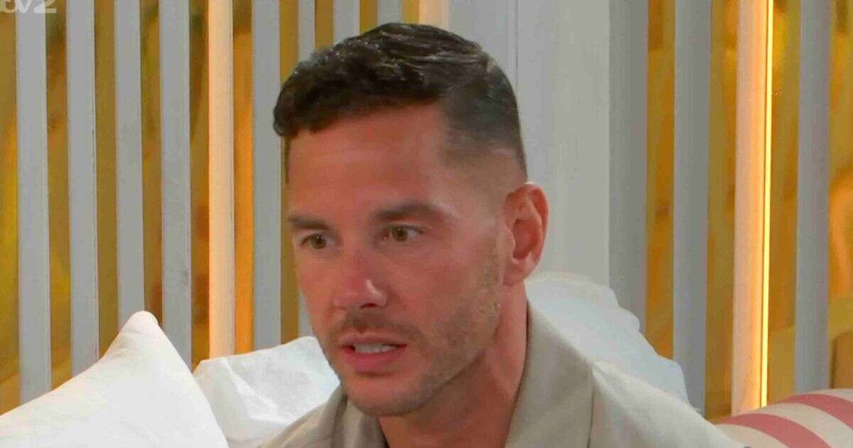 Love Island fans devastated as Scott Thomas' final scenes air with heartbreaking admission