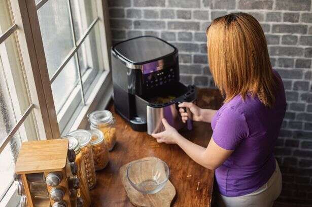 Anyone using air fryers for Christmas dinner urged one staple is 'fire risk'