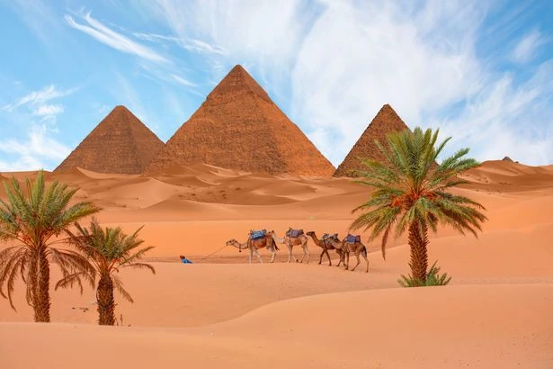 All we know 'massive battery' Great Pyramid of Giza theory emerges