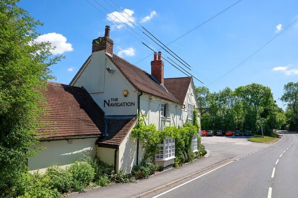 Customers gutted as century-old 'lovely little pub' in Solihull closes suddenly