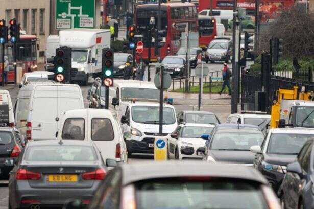 Drivers stepping foot in car on Thursday risk £5,000 fine due to Highway Code rule