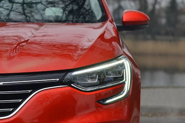 Drivers with headlights risk nine points being added to their licence