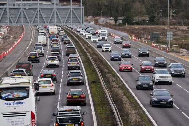 Mechanic warns one sign means drivers must 'stop' immediately and pay £2,500