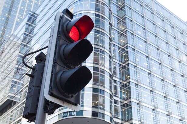 Drivers face new traffic lights which will 'prioritise' cyclists and pedestrians