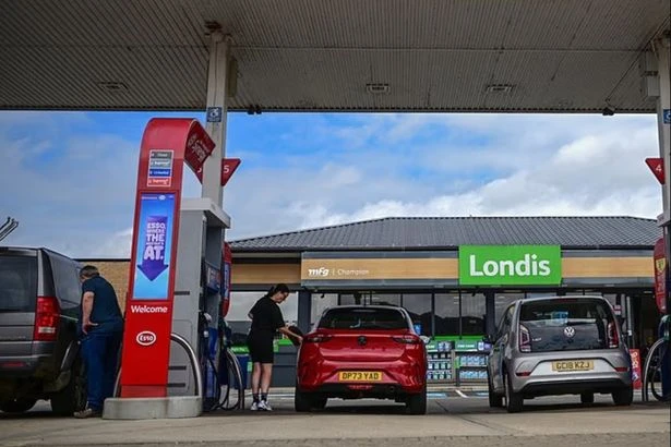 AA issues warning to anyone filling up with petrol in coming days