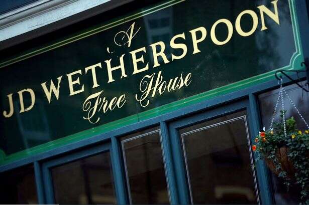 Wetherspoon worker reveals 'secret £6 meal' on menu - and claims it's 'better than Wagamama'